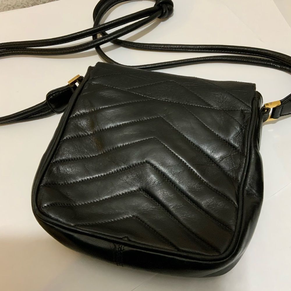 Chanel Vintage CC Turnlock Crossbody Bag  Envelope Flap Chevron Lambskin Mini - Picture 7 of 16